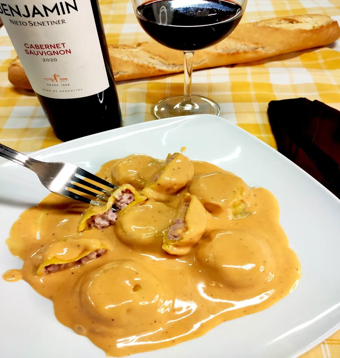 Pasta fresca artesanal argentina - sorrentinos y ravioles